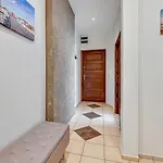 Monte Cassino By Renters * Zoppot