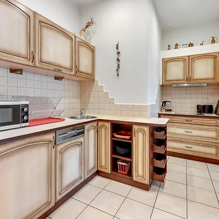 Apartment Monte Cassino By Renters
