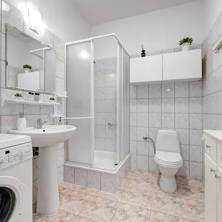 Monte Cassino By Renters Apartment